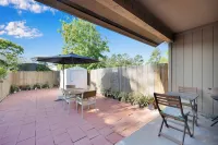 Cozy spacious 2 bedrooms 2 bathrooms near beach