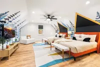 15 Minutes to Downtown Asheville! Movie Theater, Game Rm, HotTub, Sauna, Firepit