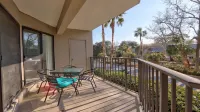 Exceptional location!  Across the street from the beach! Walk to Everything!