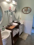 Cozy Cabin, Kid & Pet Friendly, Mountain Views, River Access, Kayak, Near Boone
