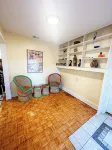 Central Location  Beach Access BBQ  Patio Cottage