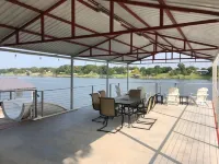 Lake Memories - NEW SLIDE! Fully Shaded Backyard.  Fully Renovated Open Modern