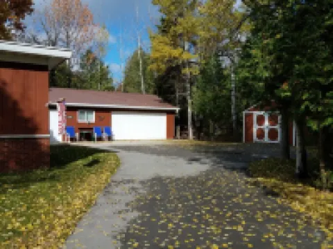 Perfect Getaway for All Occasions.  1200sq ft. Sleeps 8. Country Atmosphere Hotels in Nasewaupee