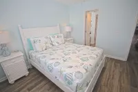 Surf Condo 518 - HeavenLee by the Sea - First Floor End Unit - 발코니