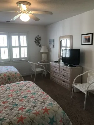 1st floor 2 BR, 2 BA Condo close to Beach & Golf Courses w/ Indoor/Outdoor pools