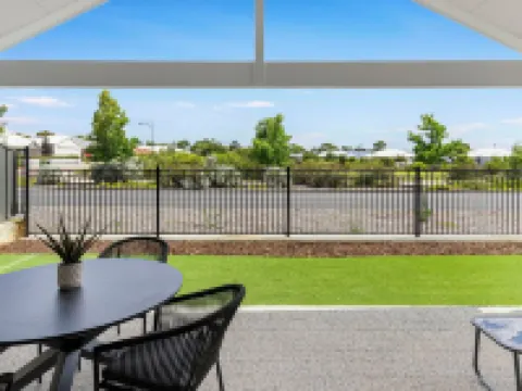 Luxury 4bedroom Dunsborough Retreat Hotels in Dunsborough