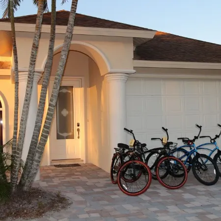 Summer is  Available! Villa with Heated Pool & Spa.Walk to the Beach & Mercado.