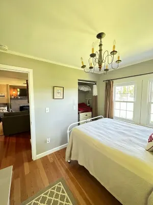 Cozy cottage with direct river access - perfect for fishing or weekend escape