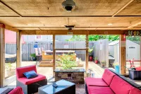 Charming private home - 2 miles to beach - heated saltwater pool & spa!