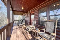 Hidden Hills, Cabin for Family Getaway with Mountain Views! - Hot Tub and Wifi