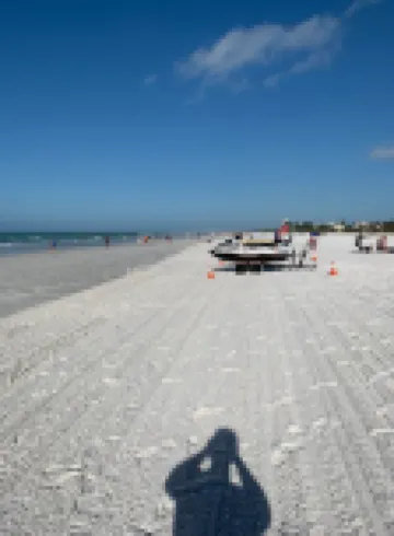 Siesta Key Cottage – Best Value! Just Cross the Street to the Gulf!