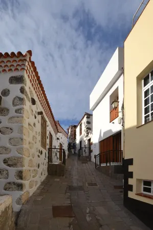 House for a poet with an ocean view