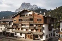 Best Western Hotel Nevada Các khách sạn ở San Vito di Cadore