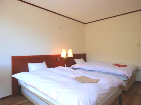 Hokkein-Onsen Kougen-Terrace Отели рядом с достопримечательностью «Kuju Forest Park Skiing Grounds»