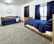 Relaxing Spacious Farmhouse with Fire-Pit and Family Friendly Amenities