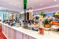 Aigle Noir Fontainebleau MGallery - breakfast