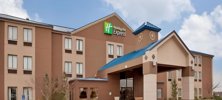 Holiday Inn Express Kansas City - Bonner Springs by IHG Отели в г. Уайандотт