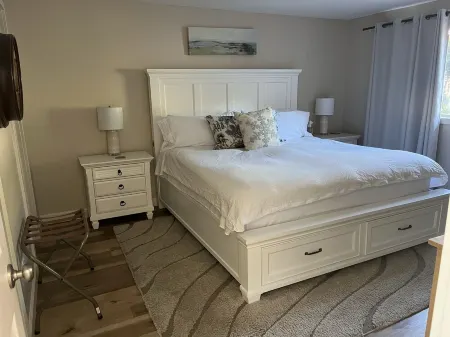 Watch the Waves on Bird Island 2