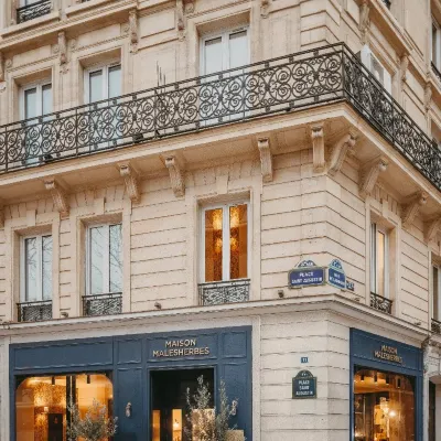 Hotel Maison Malesherbes Hoteles cerca de Iglesia de San Agustín de París