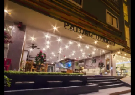 โรงแรมป่าตอง ไดนาสตี รอยัล