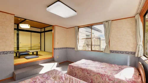 Youroukeikoku Onsenkyo Sagawa Ryokan - Parkplatz