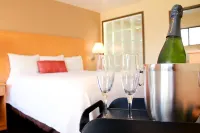 Travelodge by Wyndham Vallejo - 2 étoiles
