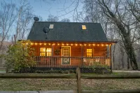 Secluded Creekside Cabin/Peaceful/Private/Heart of Hocking Hills/Hot Tub/FirePit