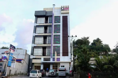 Miracle Hotel Manado Hotel di Paniki Dua