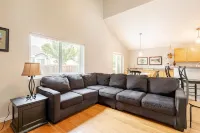 Peaceful neighborhood home, spacious & cozy with plenty of beds!