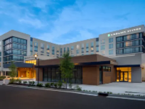 Embassy Suites by Hilton Alpharetta Halcyon Hotels in Forsyth County