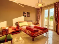 San Miro Hotels in Sorico