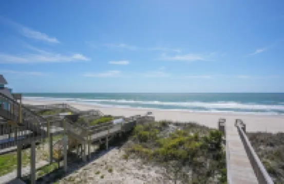 Oceanfront, 4 bedrooms, Pet Friendly, Linens Inc!😎 Treat Yourself To Island Life