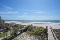 Oceanfront, 4 bedrooms, Pet Friendly, Linens Inc!😎 Treat Yourself To Island Life