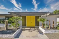 Desert Escape: 5BR Mid-Century Home w/ Pool, Spa, Firepit & Pickleball Court!