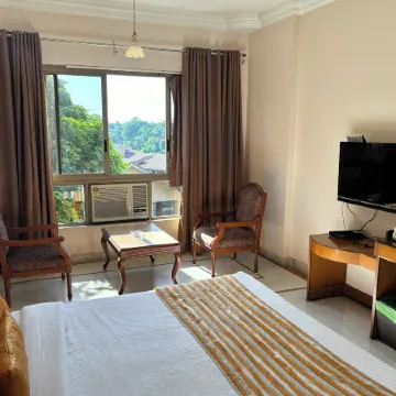 Kailash Parbat Hotel