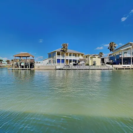 Kontiki Beach Resort 318