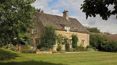 Bookers Cottage Отели рядом с достопримечательностью «The Chipping Norton Theatre»