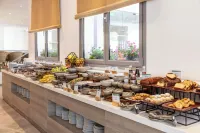 Louis St. Elias Resort & Waterpark - Breakfast