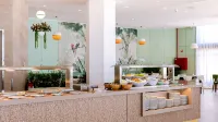 Auramar Beach Resort - Breakfast