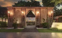 Courtyard by Marriott Agra Hôtels à proximité de : Kalakriti Cultural & Convention Center