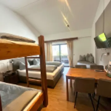 Pension Almhof Baumgarten Hotels in Schneizlreuth