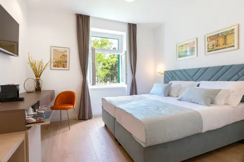 Green Park Luxury Rooms - Pensions