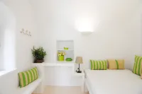 White Grape Suites