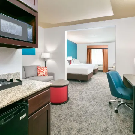 Comfort Suites Arlington - Entertainment District