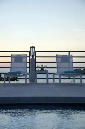 La Vue Boutique Hotel & Beach Club