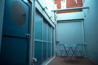 Red Submarine - Hostel