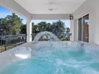 Villa Carolus in Vodice - Villas