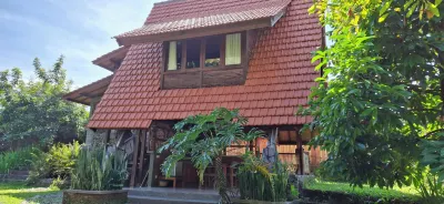 Uma Nirmala Aling-Aling Hotel berhampiran Git Git Waterfall