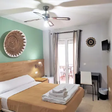 Habitaciones Barra89 Отели рядом с достопримечательностью «Музей изящных искусств Валенсии»