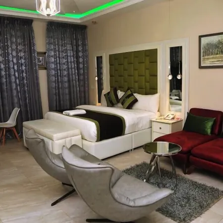 Vertus Hotel and Suites